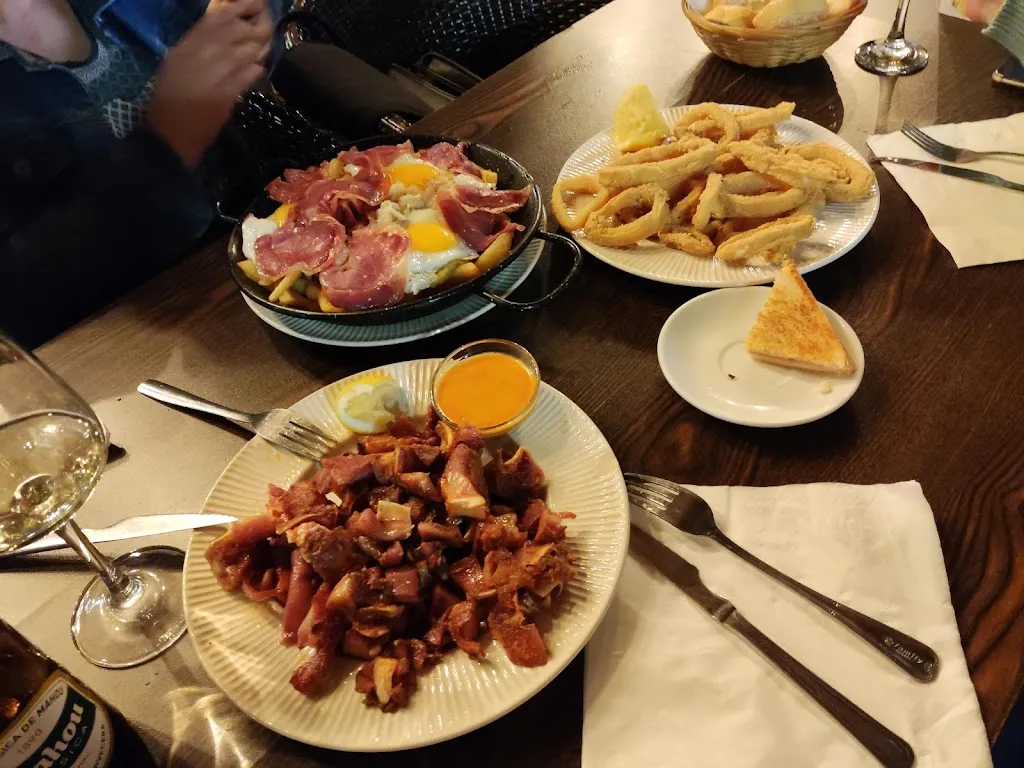 Bar restaurante Vigui restaurant in Carranque