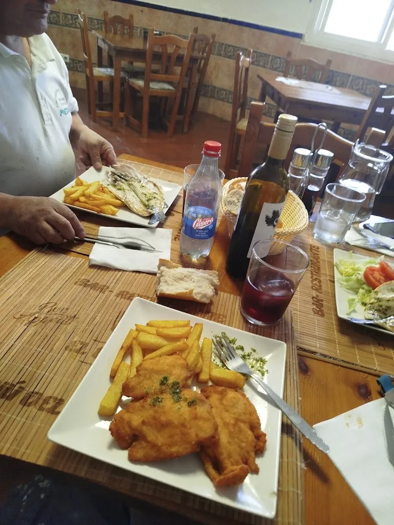 Henri Guerreros_Bar La Fuente_Carranque_review