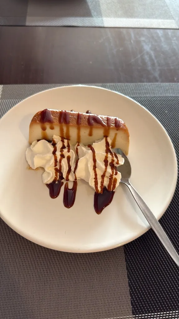 Larissa Oliveira_Restaurante Bar Andaluz._Carranque_review