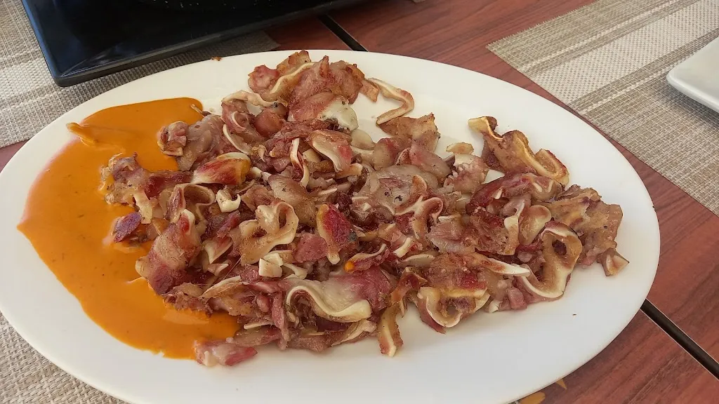 Miguel Chamorro_Bar-Restaurante El Palacio_Carranque_review