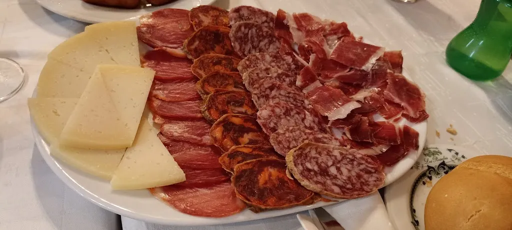 Menu_Asador los Rosales_Casarrubios del Monte_image_9