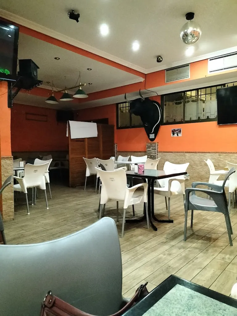 Lucia Montero_ARROPE_Casarrubios del Monte_review