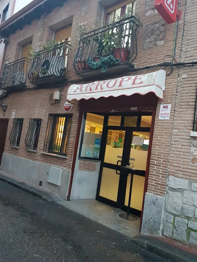 ARROPE restaurant in Casarrubios del Monte