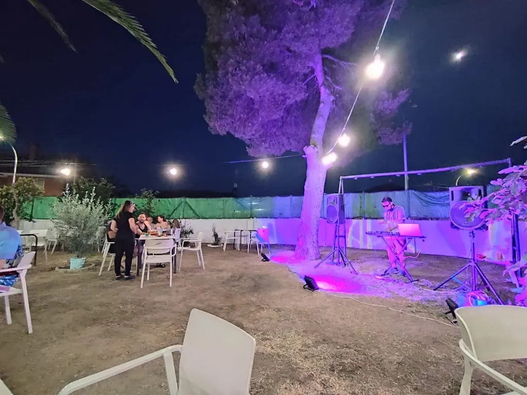 Llámame Lola_Casarrubios del Monte_slider_image_3