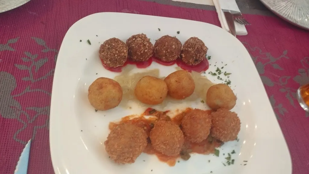 Rebeca Ballesteros_Restaurante Majo'S_Cazalegas_review