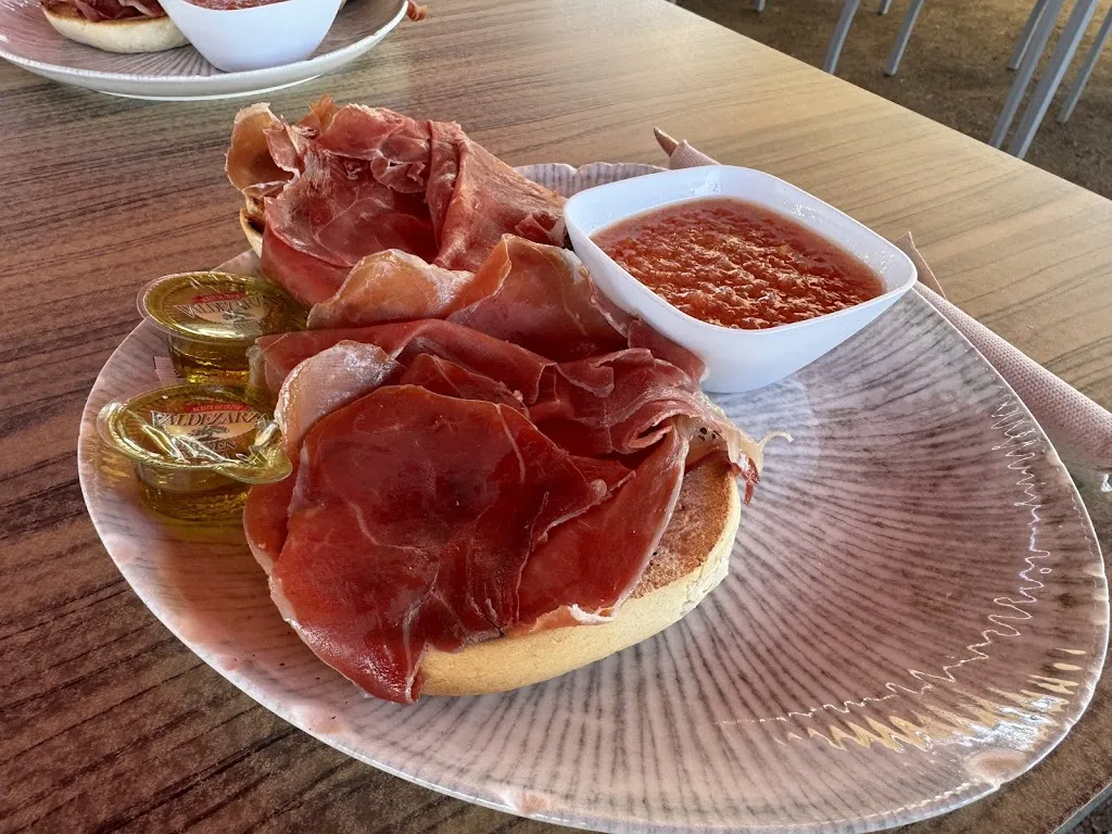 Snack bar L.Blanco_Cazalegas_slider_image_3