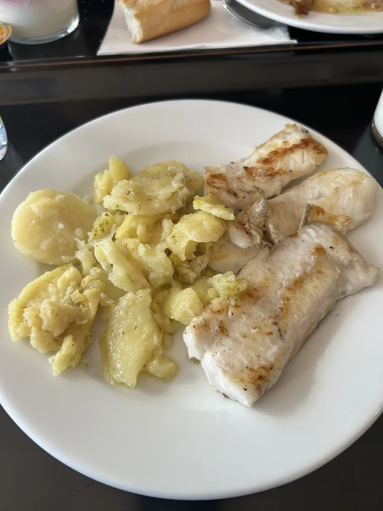 Menu_Área de Servicio Cazalegas La Pausa - Dirección Extremadura_Cazalegas_image_4