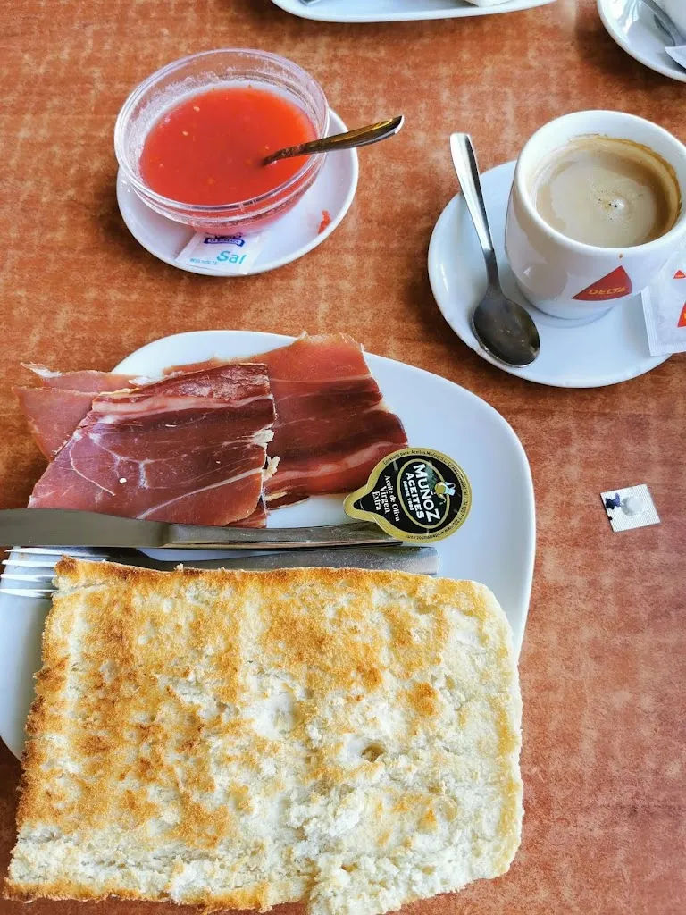 Menu_Área de Servicio Cazalegas La Pausa - Dirección Extremadura_Cazalegas_image_6