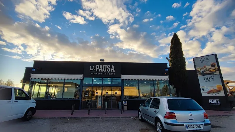 Área de Servicio Cazalegas La Pausa - Dirección Extremadura_Cazalegas_slider_image_1