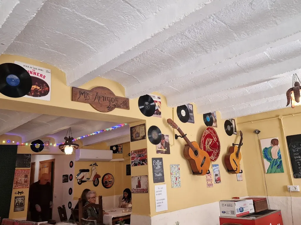 Mis Amigos_Partaloa_slider_image_3