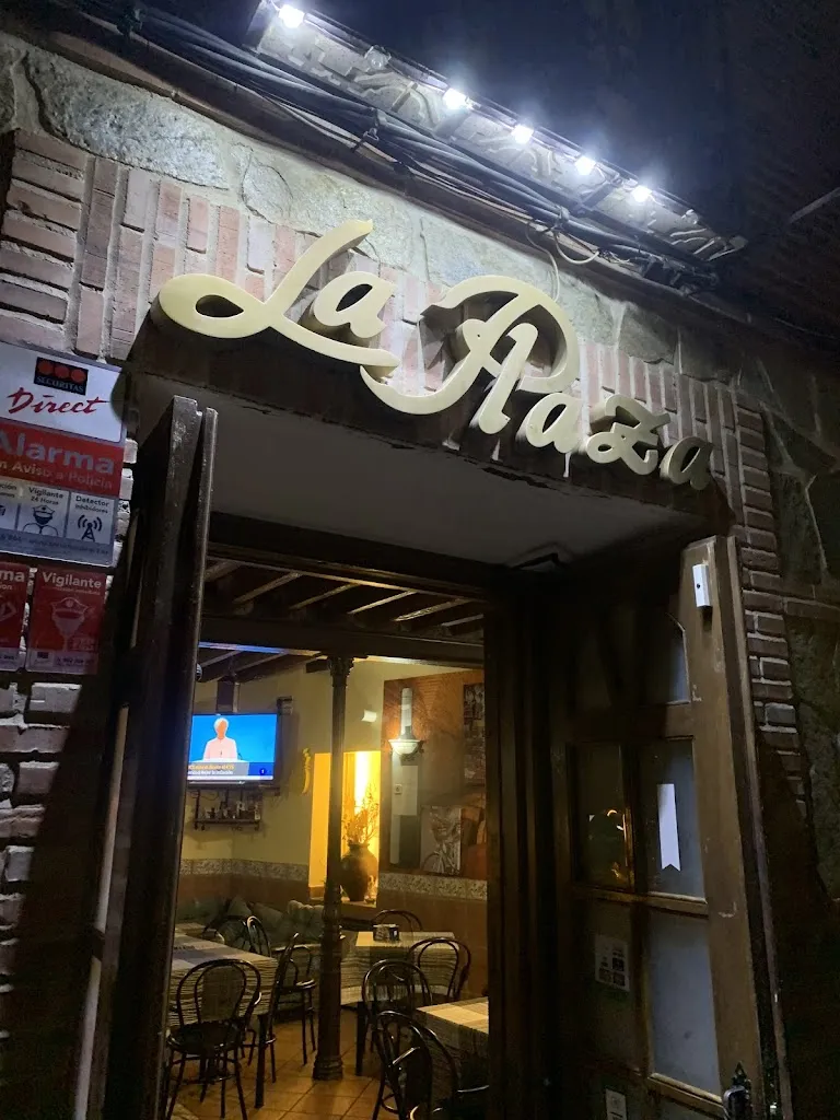 Francisco Miralles_Bar La Plaza_Cerralbos Los_review