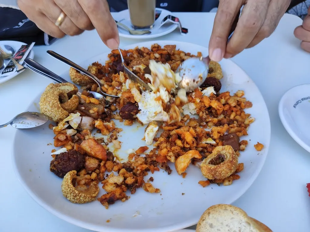 Menu_Bar Los Delfines_Cedillo del Condado_immagine_1