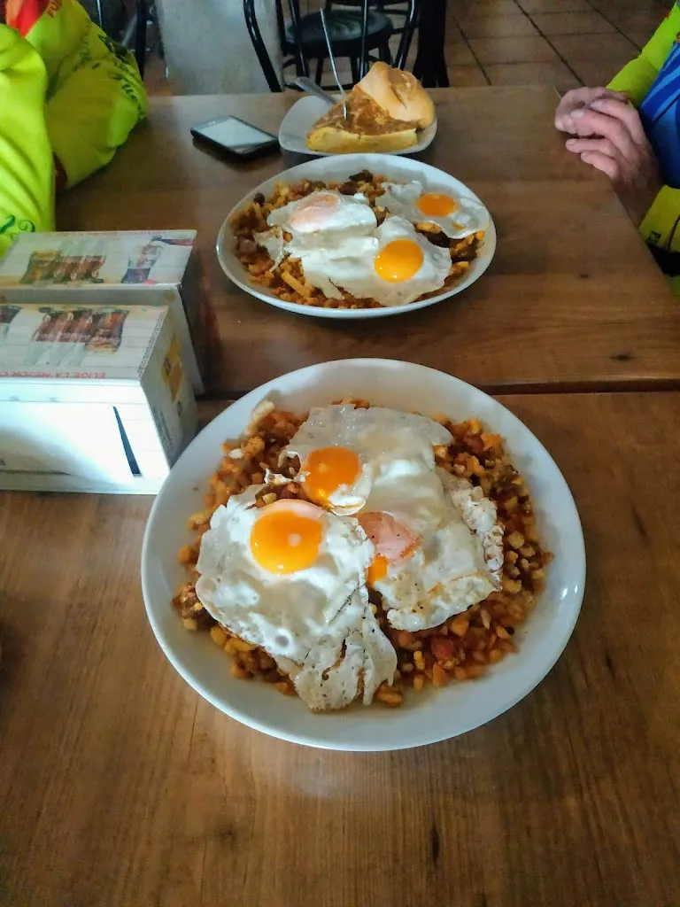 Menu_Bar Los Delfines_Cedillo del Condado_immagine_6