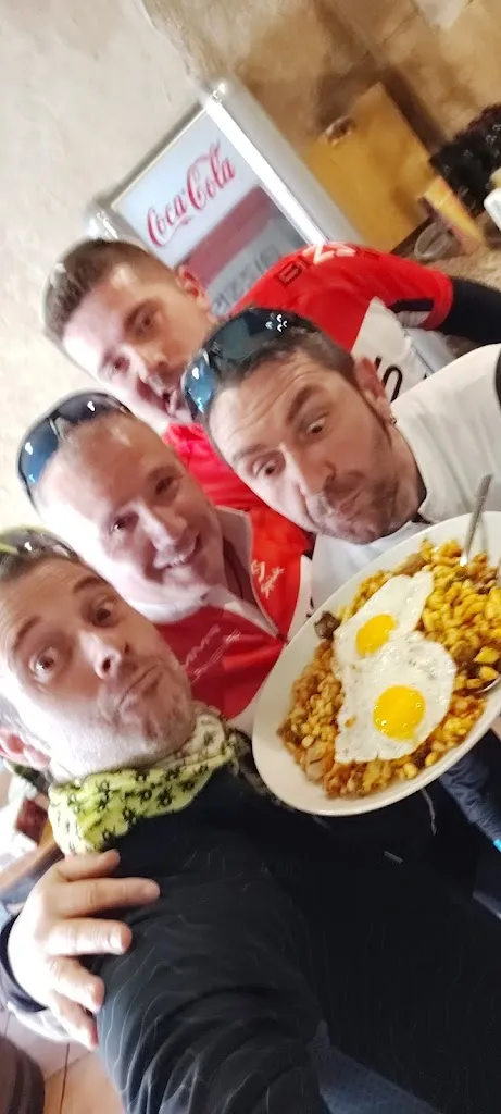 Menu_Bar Los Delfines_Cedillo del Condado_immagine_8