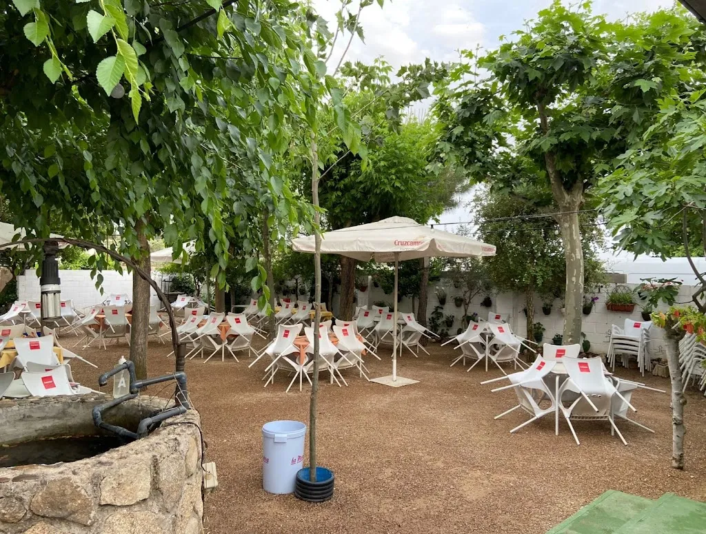 "EL MOLINO" restaurant in Cervera de los Montes