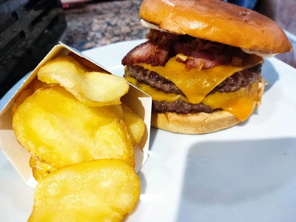 Menu_Bar La Plaza_Chozas de Canales_image_2