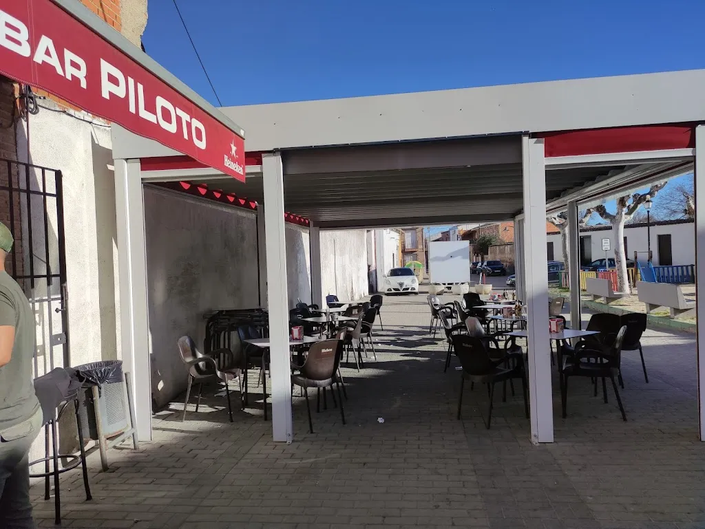 Bar Piloto_Chozas de Canales_slider_image_1