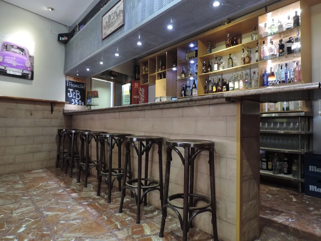 Cafe Avenida_Corral de Almaguer_slider_image_3