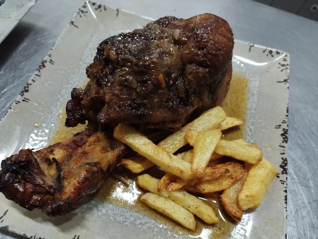 Hotel Restaurante EL ZORZAL_Dosbarrios_slider_image_3