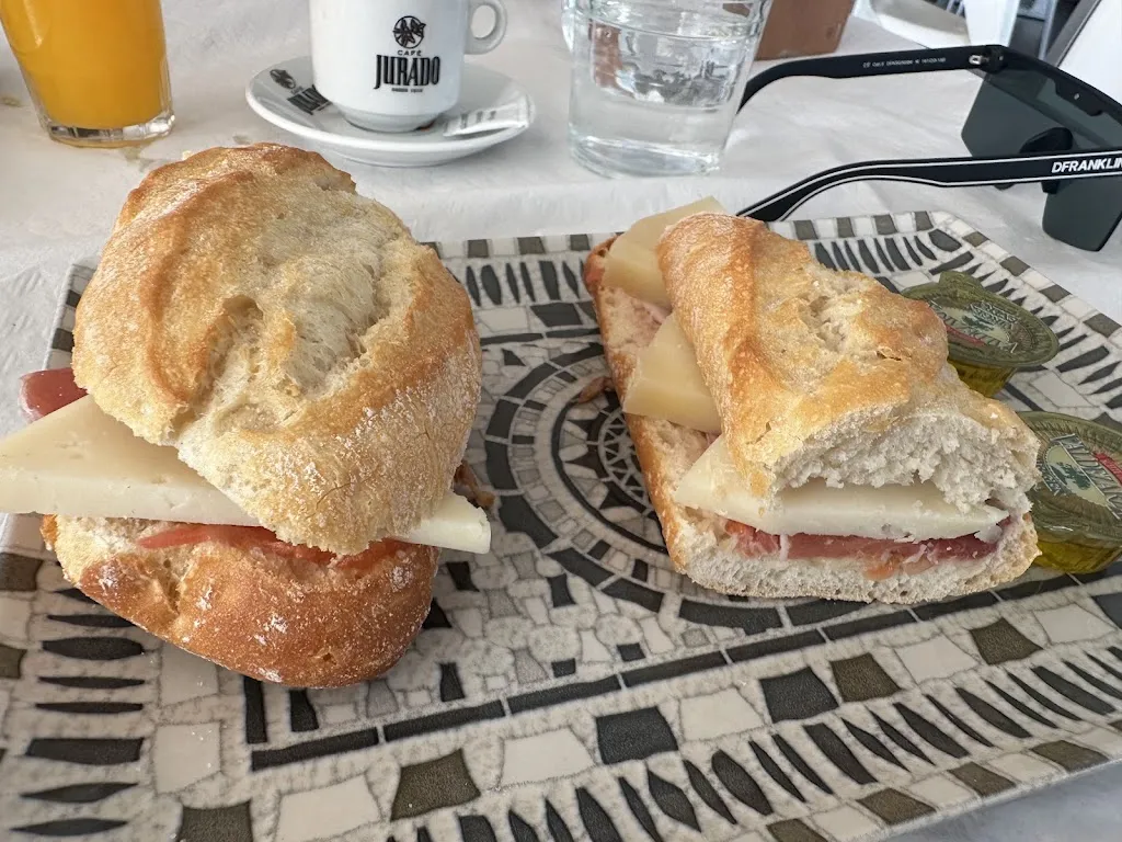 Restaurante San Luis II_Dosbarrios_slider_image_3