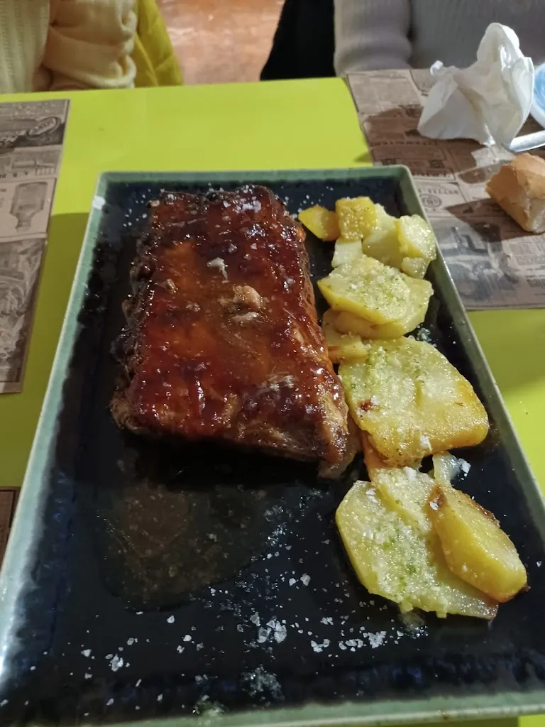 Menu_TERRAZA RESTAURANTE TRIKYTAPAS BLUE_Consuegra_image_8