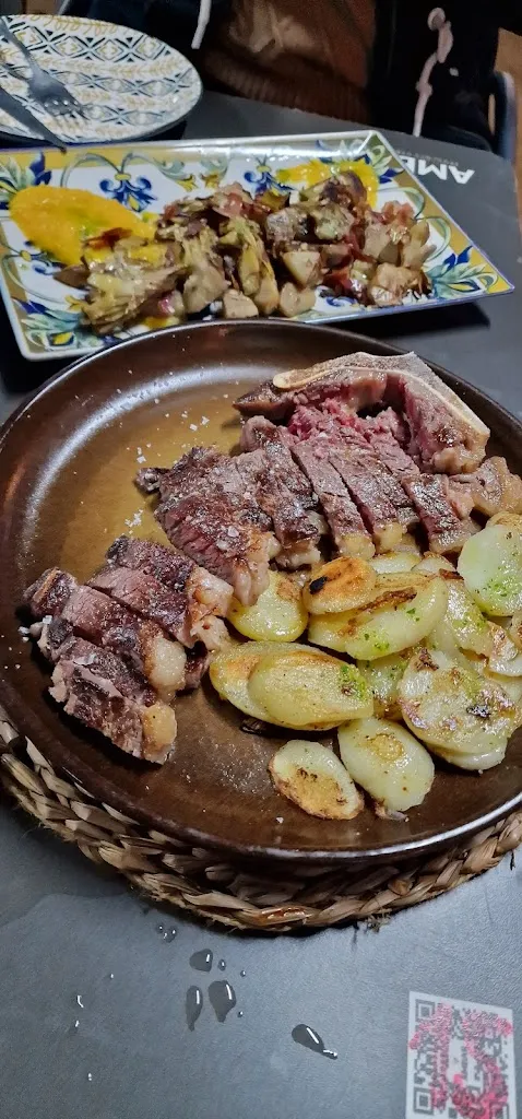 Kestutis Andrulionis_TERRAZA RESTAURANTE TRIKYTAPAS BLUE_Consuegra_review