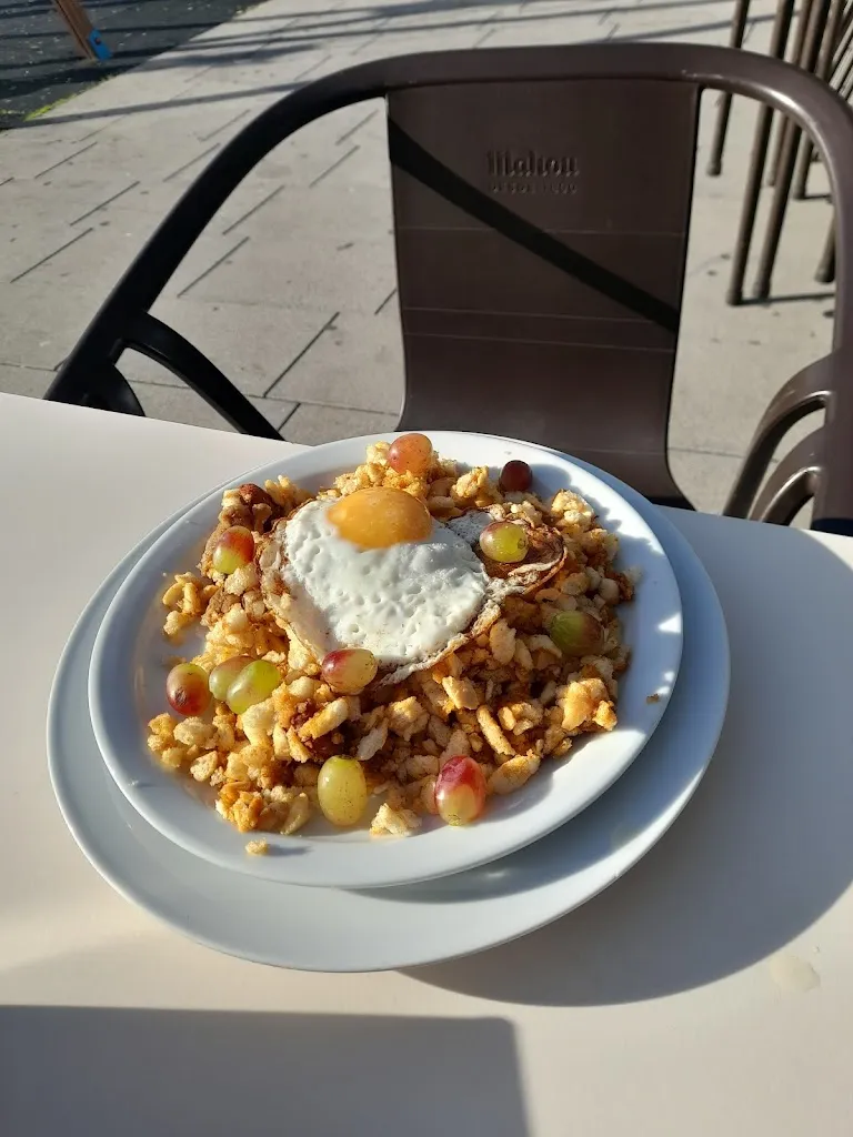 Cafetería La Estación_Consuegra_slider_image_2