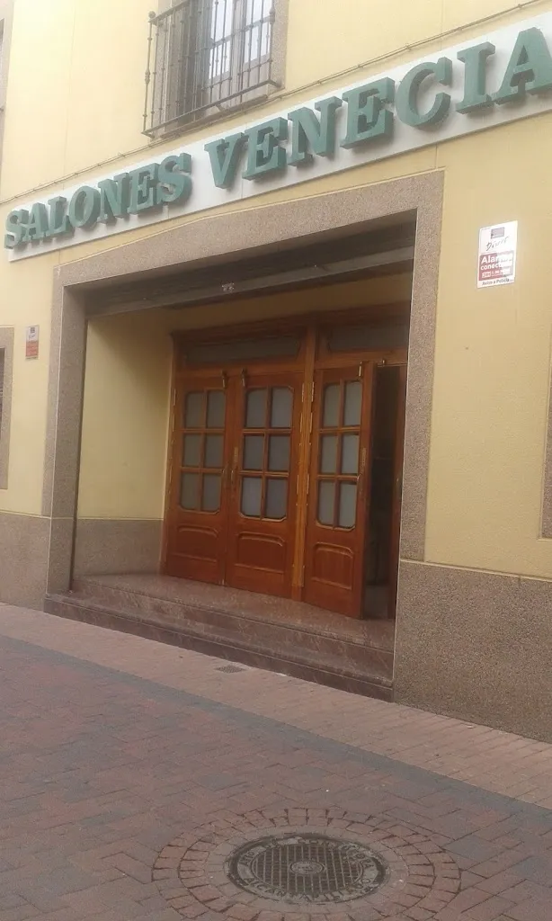 Salones Venecia restaurant in Consuegra