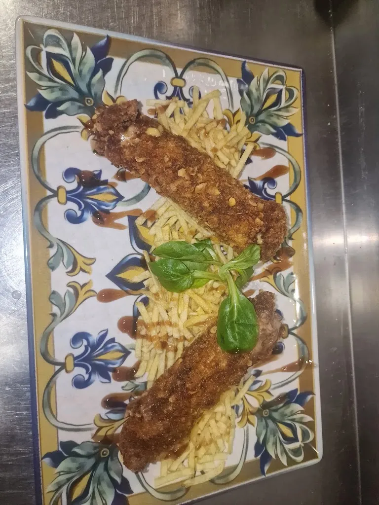 Restaurante Triky Tapas_Consuegra_slider_image_2