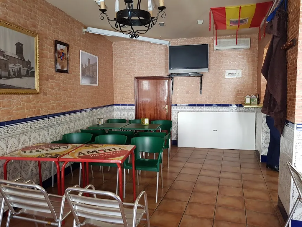 Bar Cano Francis Grego "La diferencia" restaurant in Escalonilla