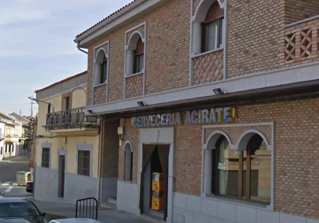 Cerveceria Acirate restaurant in Escalonilla