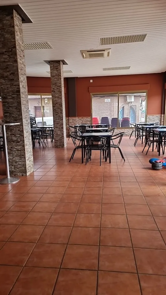 Molina Sanguino SL ,Restaurante Antonio restaurant in Espinoso del Rey