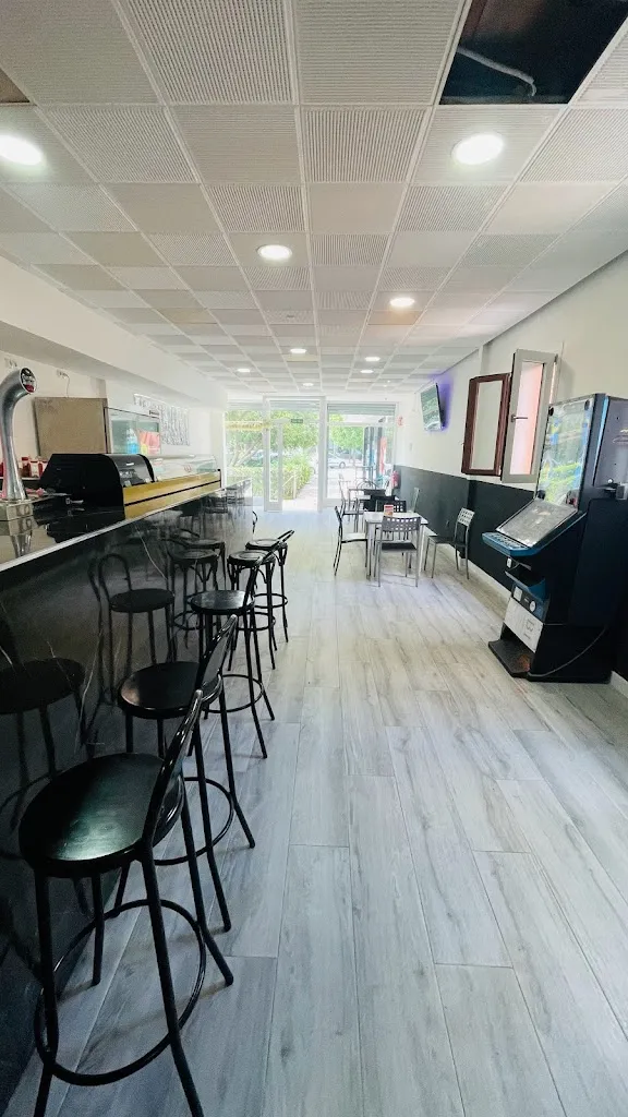 Bar La Misionera PY_Escalona_slider_image_3