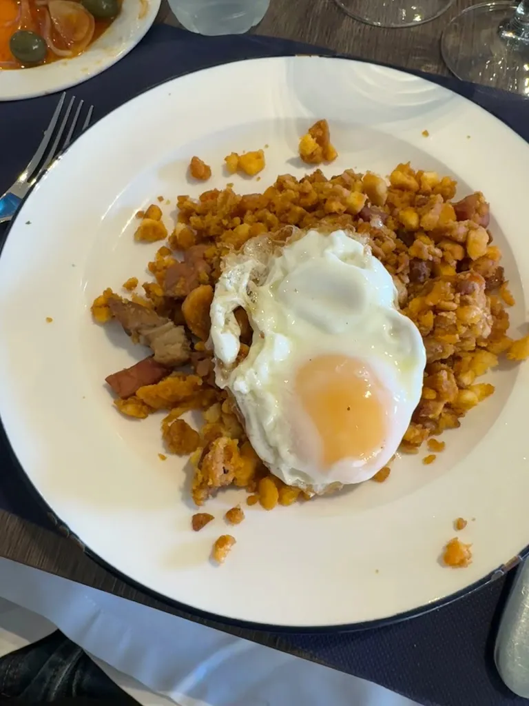 Amigo_Restaurante @ Hotel Hidalgo_Esquivias_review