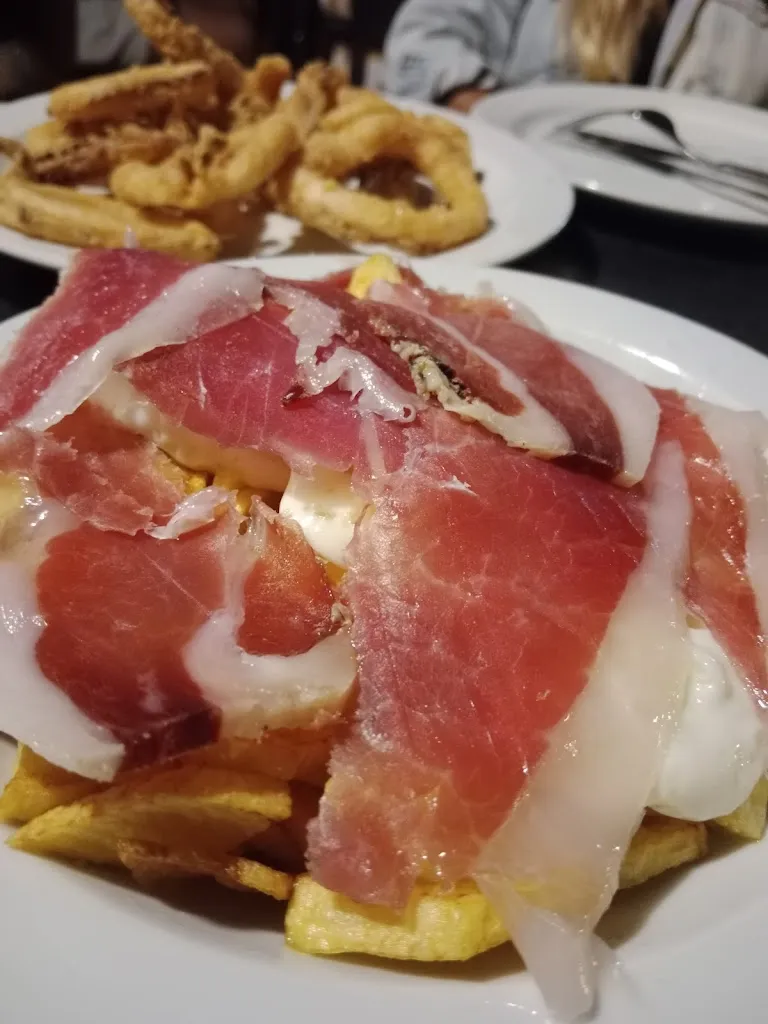 Ayelen Yildiz _D’LONXE Restaurante Gallego_Estrella La_review