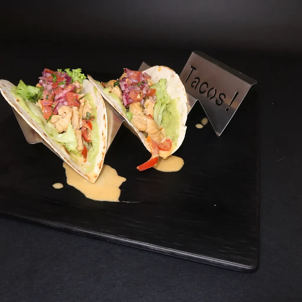 La Estrella Restaurante_Estrella La_slider_image_2