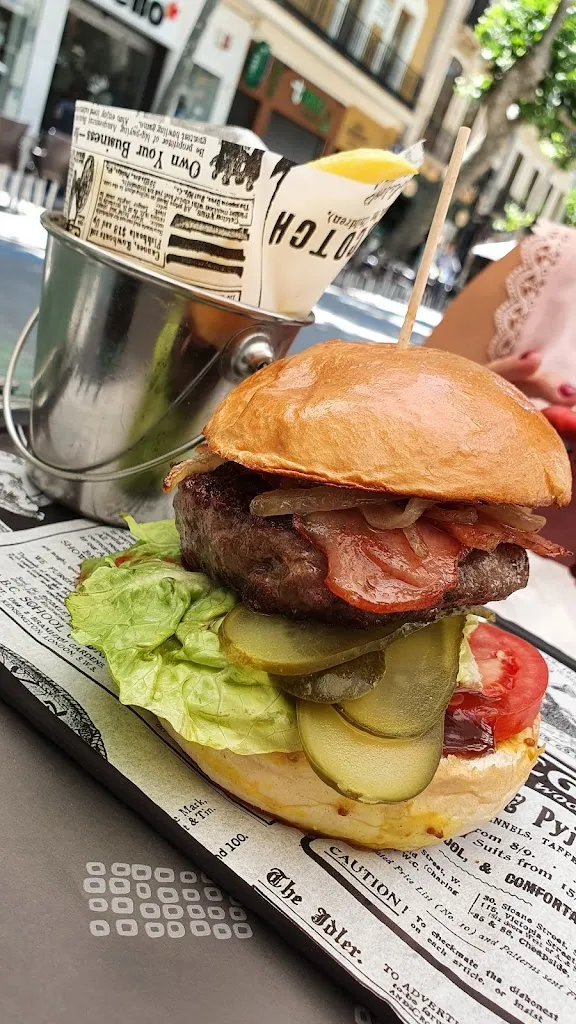 Laura Debello_Morena Barte_Huércal-Overa_recensione