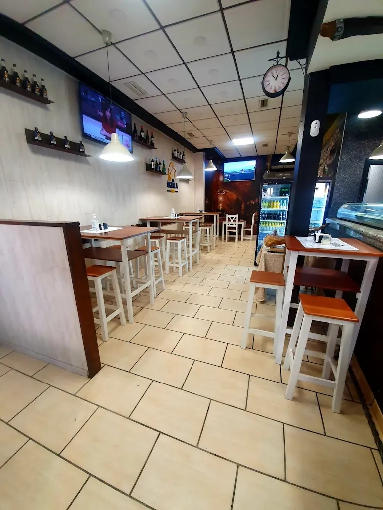 Bar-Restaurante La Gamba_Guadamur_slider_image_3