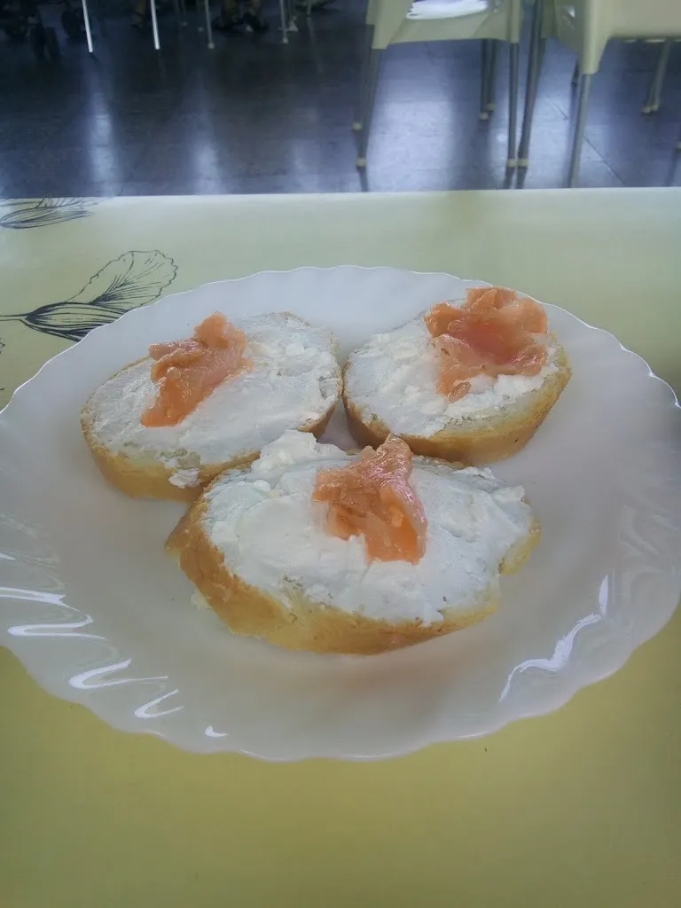 Menu_Bar Piscina_Hinojosa de San Vicente_image_1