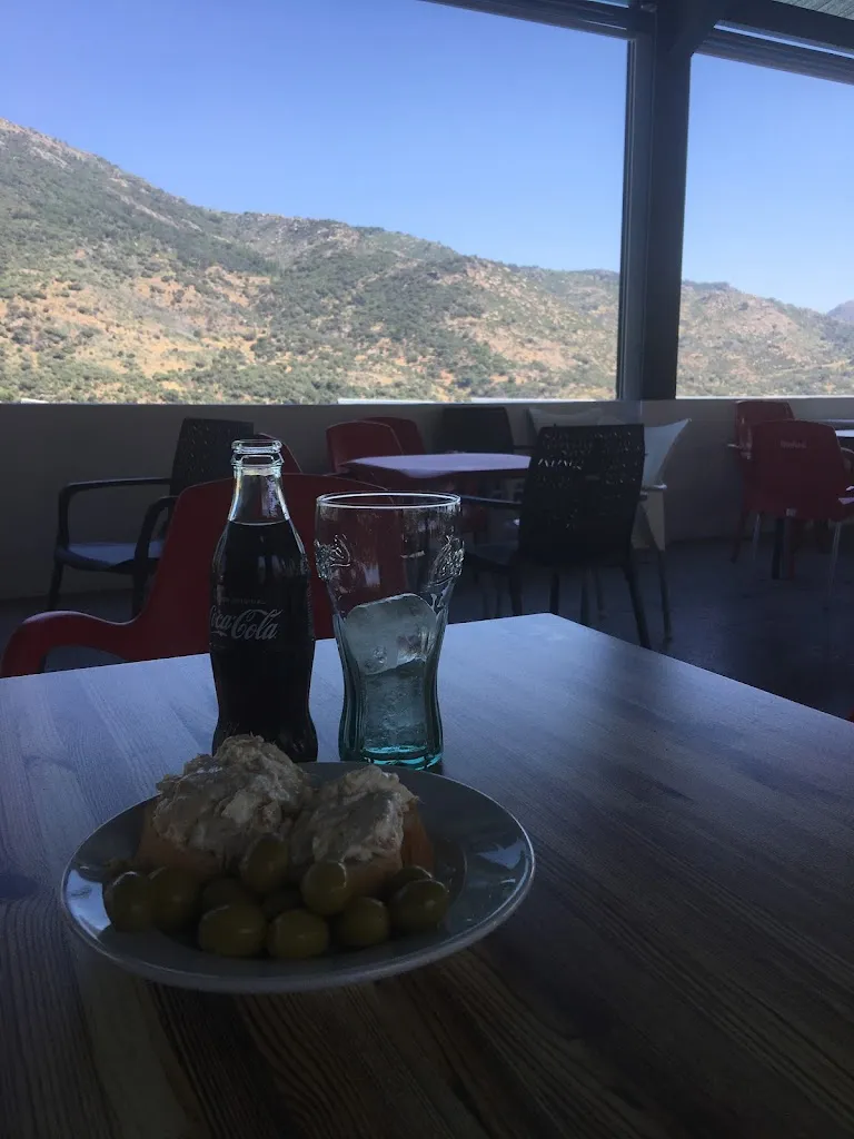 Menu_Bar Piscina_Hinojosa de San Vicente_image_6