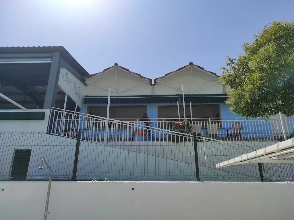 Luís Munoz_Bar Piscina_Hinojosa de San Vicente_review