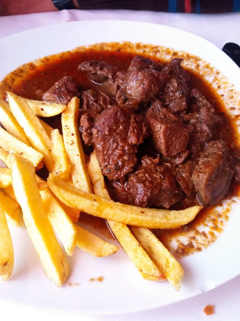 Cristina_Mesón The River_Fuensalida_review