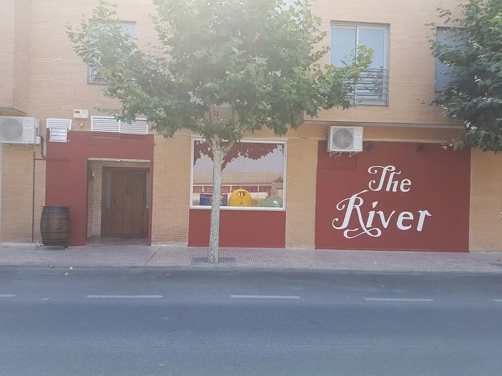 Mesón The River restaurant in Fuensalida