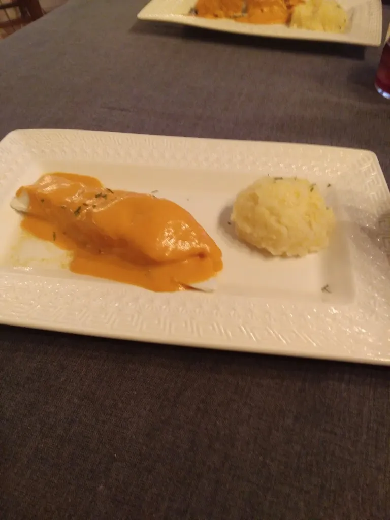 Cristi R Boha_Restaurante Meson El Gallo_Fuensalida_review