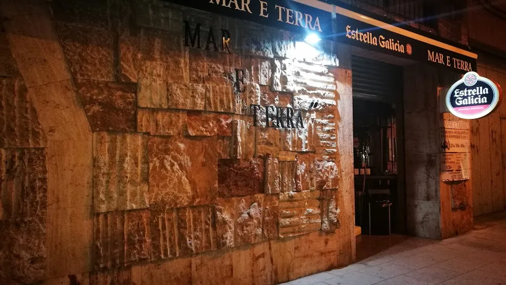 Mesón mar e terra restaurant in Fuensalida