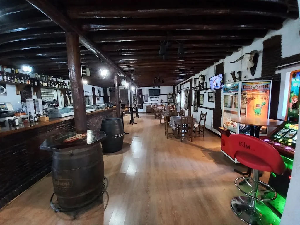 Mesón El Cid_Fuensalida_slider_image_1