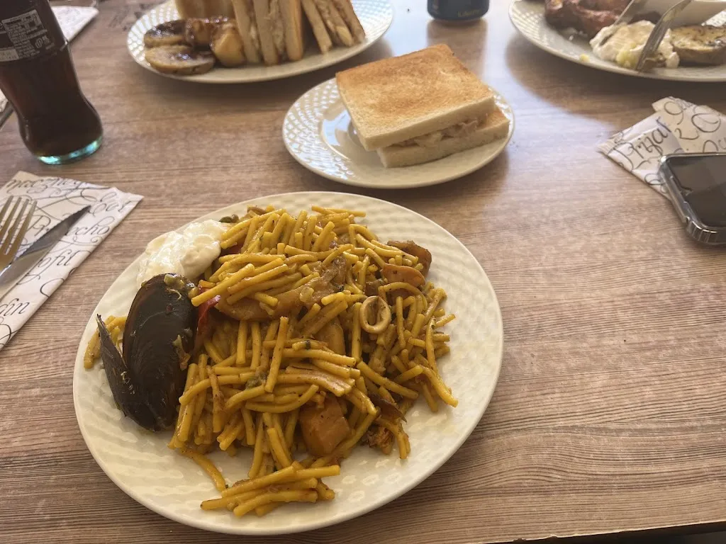 80´S TAPAS & MUSIC BAR_Huércal-Overa_slider_image_3