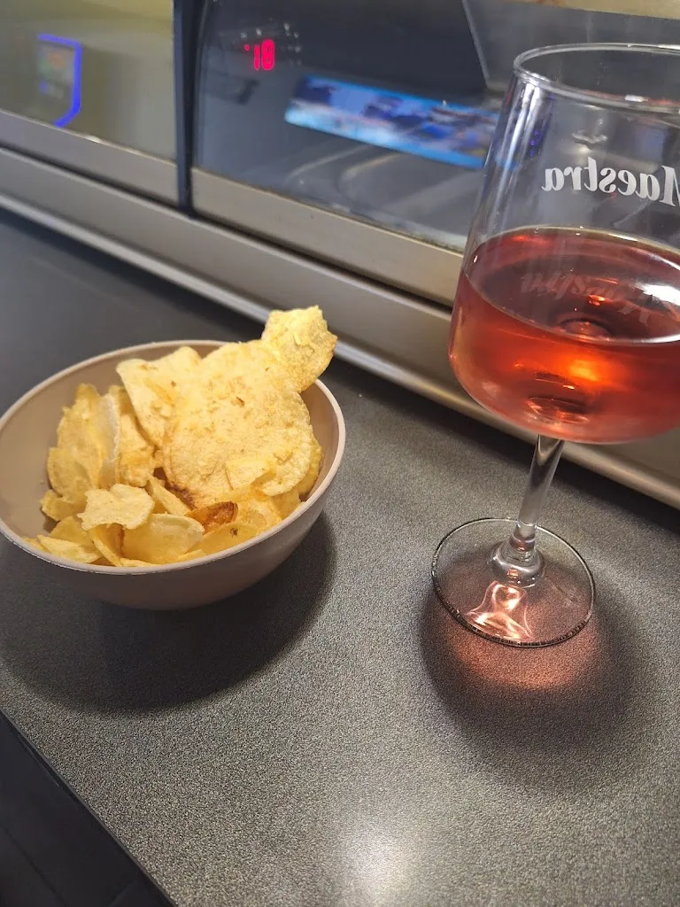 Aron Granjo_Bar El Tráiler_Fuensalida_review