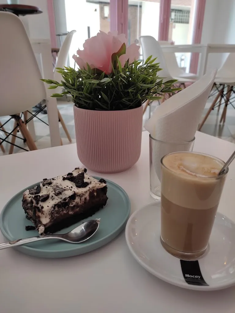 Rocío Martínez Godínez_Dulce Berezia_Fuensalida_review