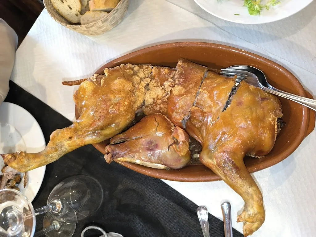 JORGE MORENO DOMINGUEZ_Restaurante Mesón Los Arcos_Iglesuela La_review